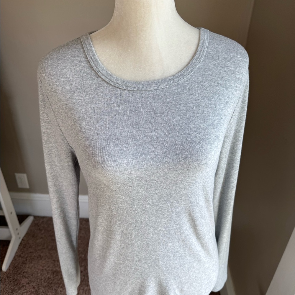 Gap Grey Modern Long Sleeve Tee - Picture 3 of 7